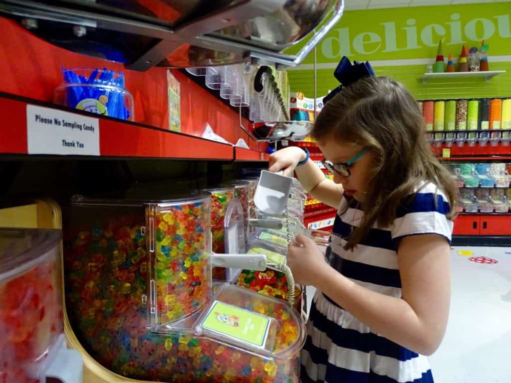 fill your jar at Candy Shop at the Massachusetts Yankee Candle Village