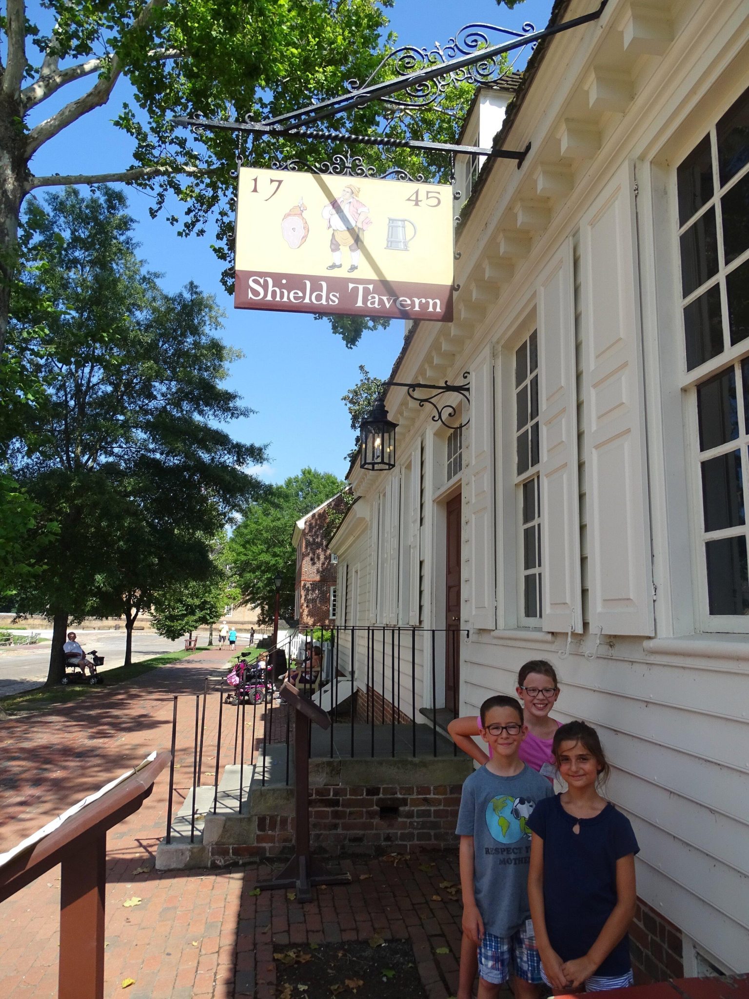 10 Things To Do At Colonial Williamsburg In Virginia - Coast2CoastWithKids