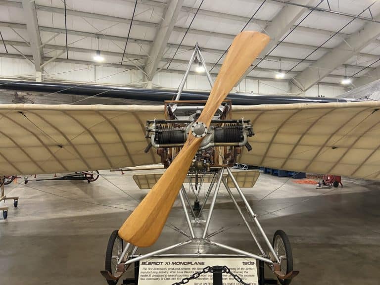 12 Ways to Explore theNew England Air Museum in Connecticut