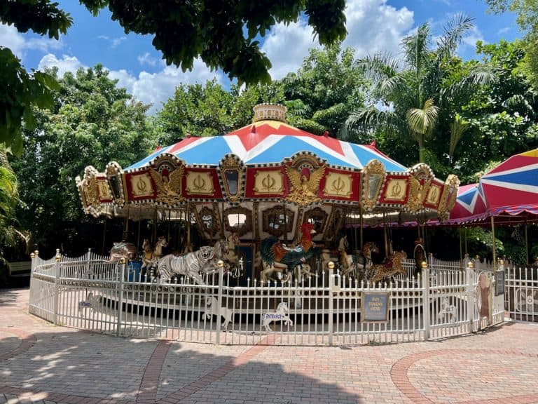 10 Ways to Explore the Palm Beach Zoo in West Palm Beach, Florida