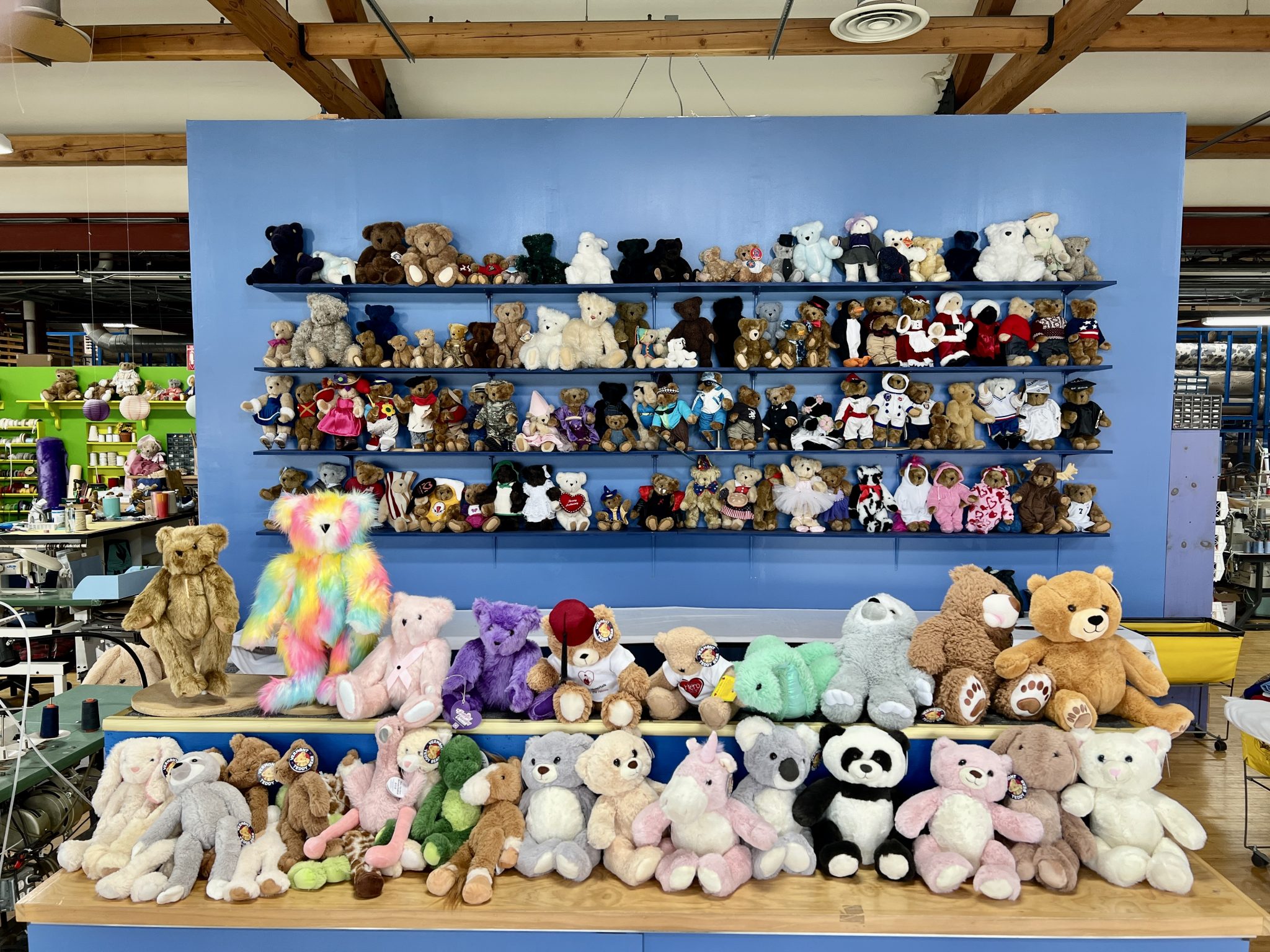 10 Things to Do at the Vermont Teddy Bear Factory in Shelburne, Vermont ...