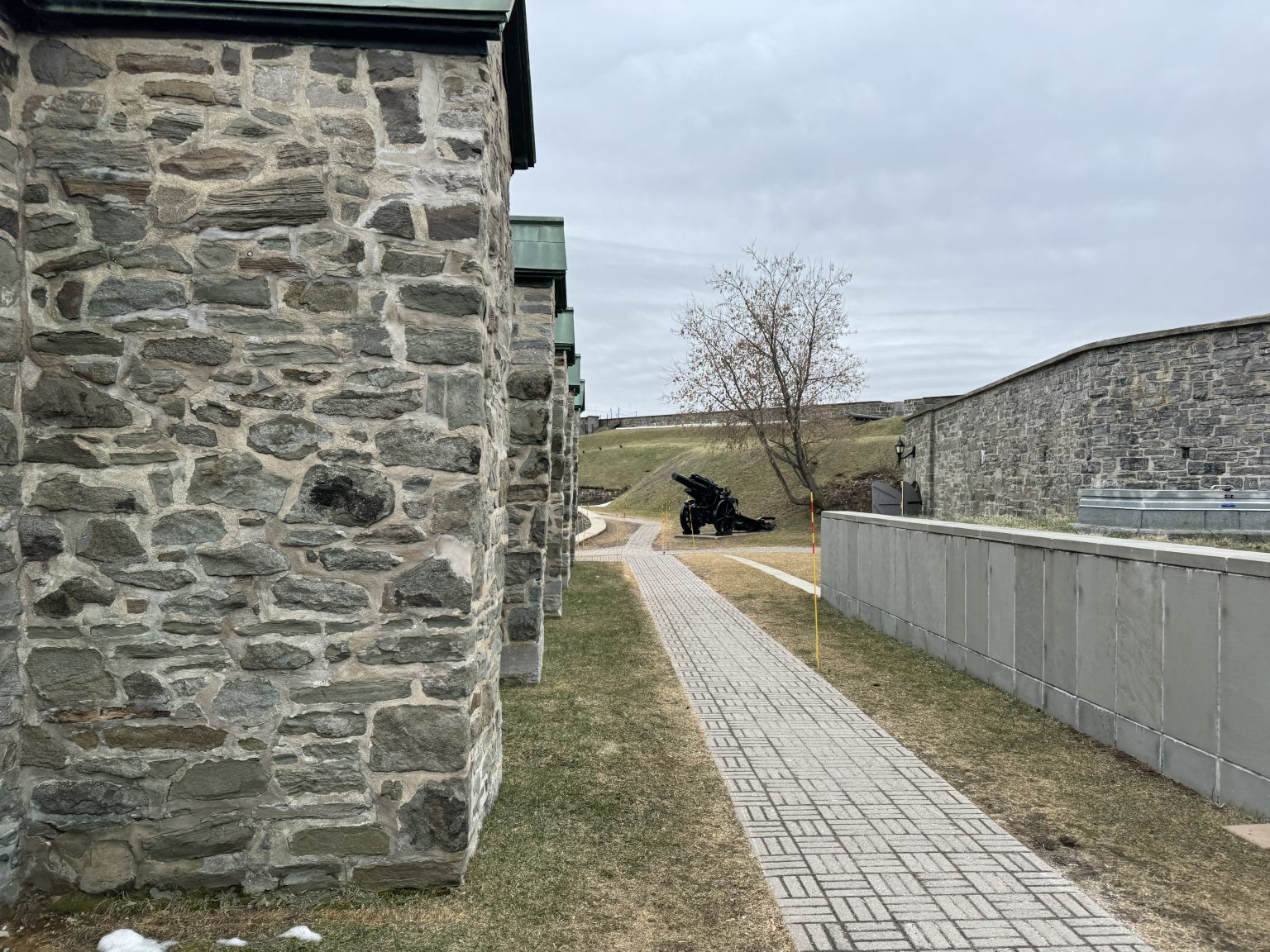 Touring La Citadelle de Québec - Coast2CoastWithKids
