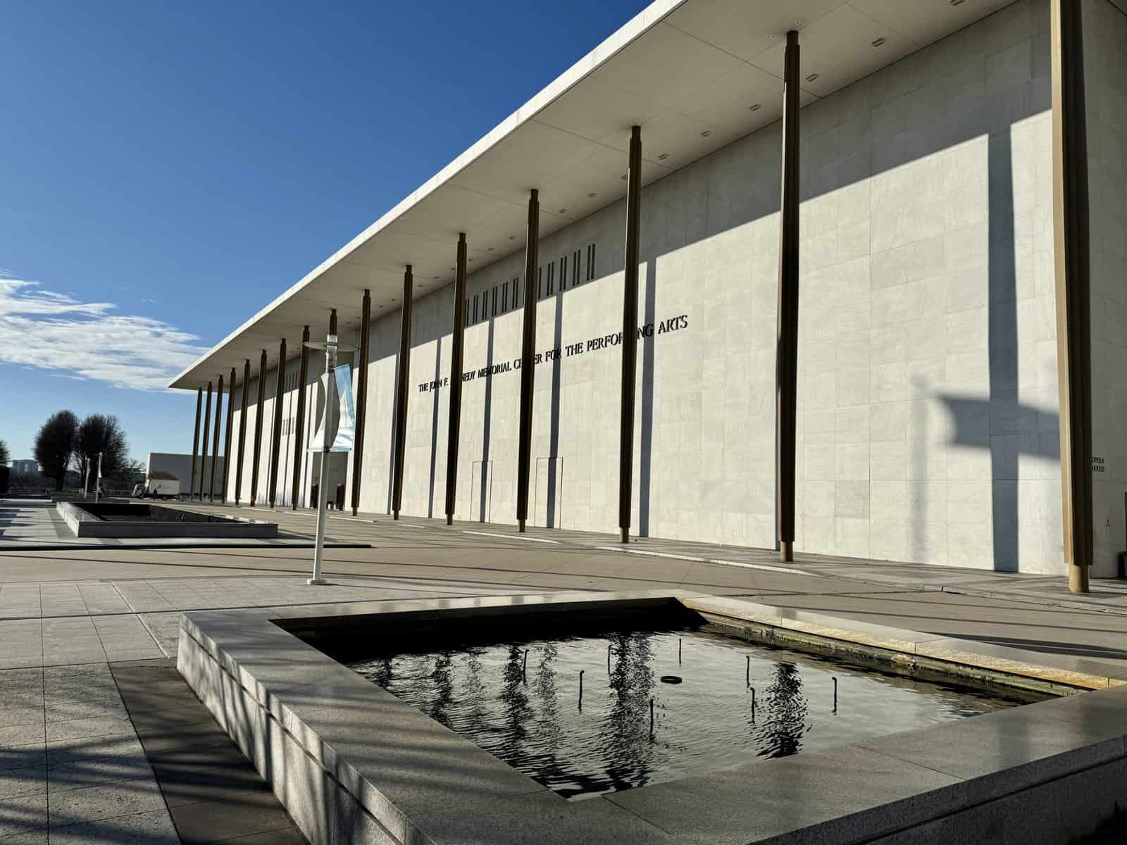 10 Spots to See on the Tour of the Kennedy Center in Washington, D.C ...