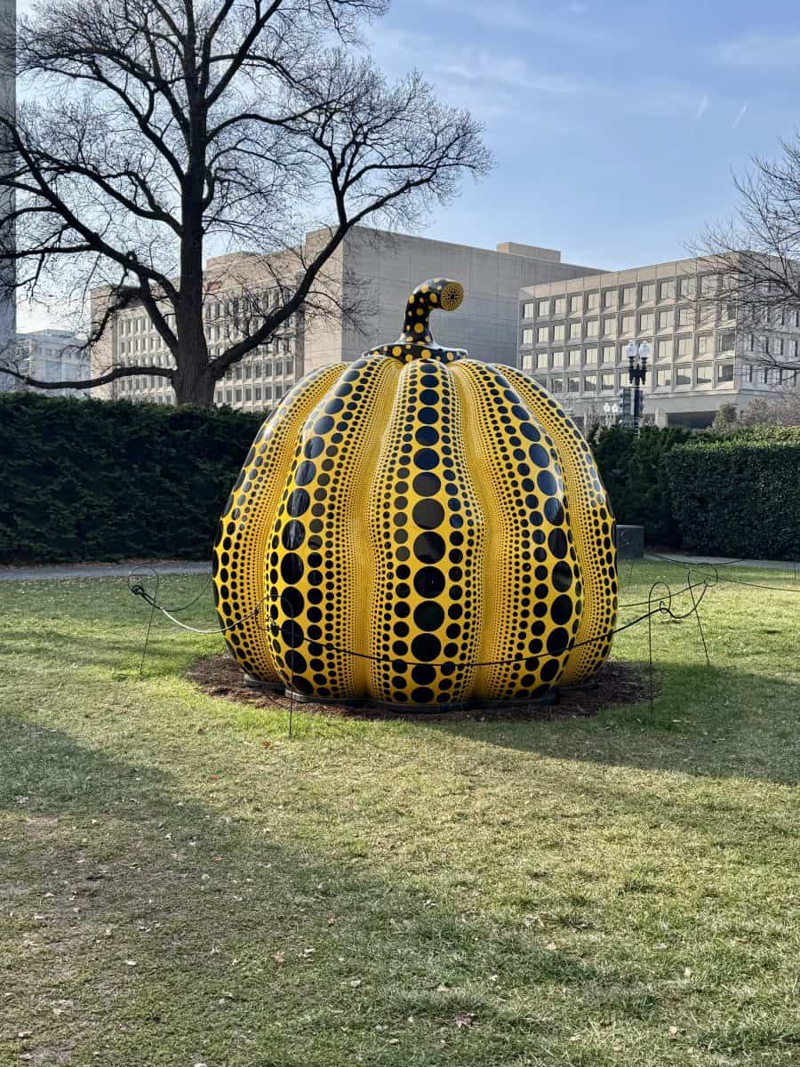 sculpture outside at Hirschhorn Museum and Sculpture Garden in Washington DC