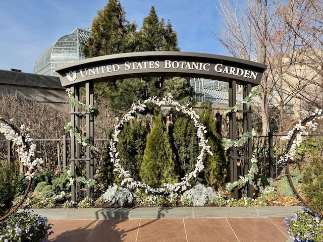 entrance to US Botanical Garden in Washington DC