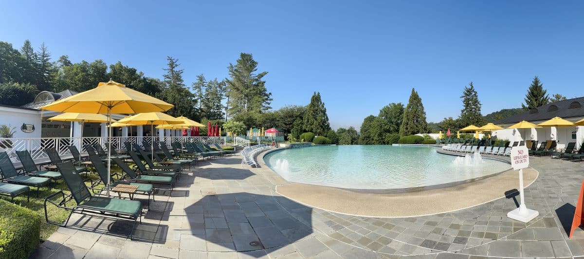 outdoor pool at the Greenbrier Resort