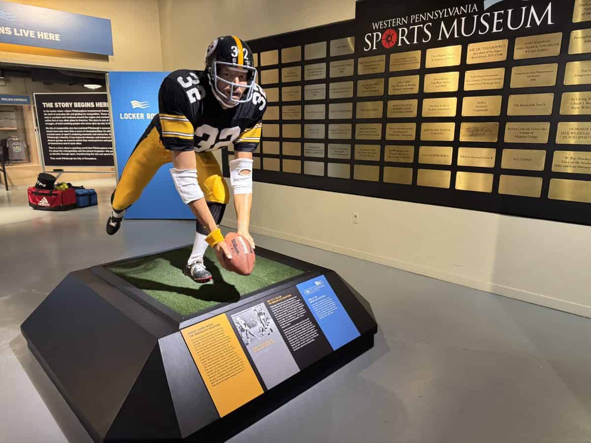 entrance to Western Pennsylvania Sports Museum at the Heinz History Center in Pittsburgh, PA