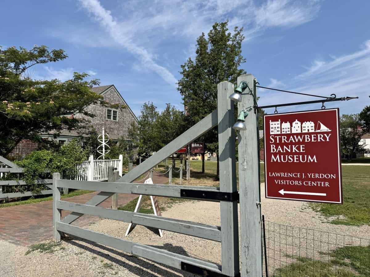 Visitor Center entrance to the Strawbery Banke Museum in Portsmouth, NH