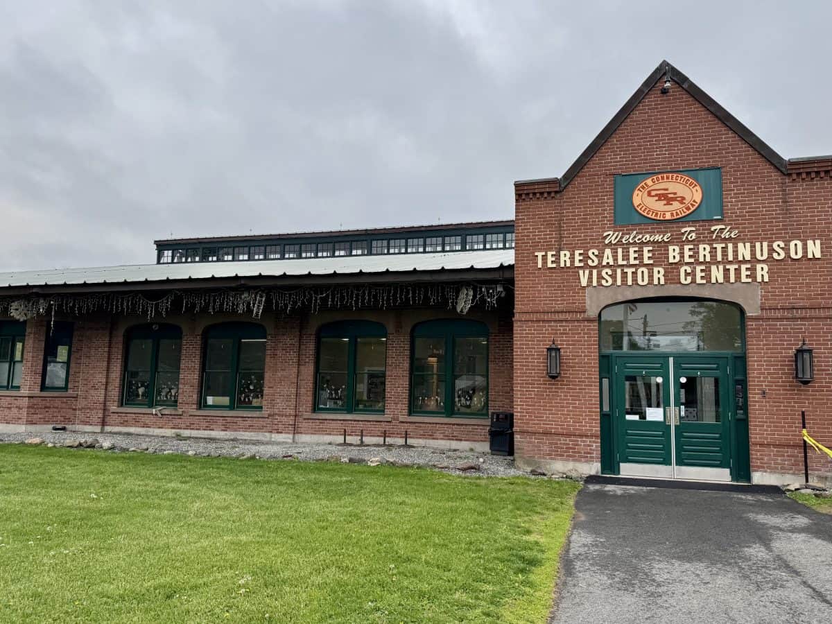 outside of the Visitor Center at the CT Trolley Museum in CT