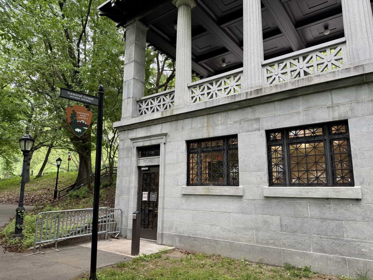 outside the Visitor Center of General Grant National Memorial in New York City