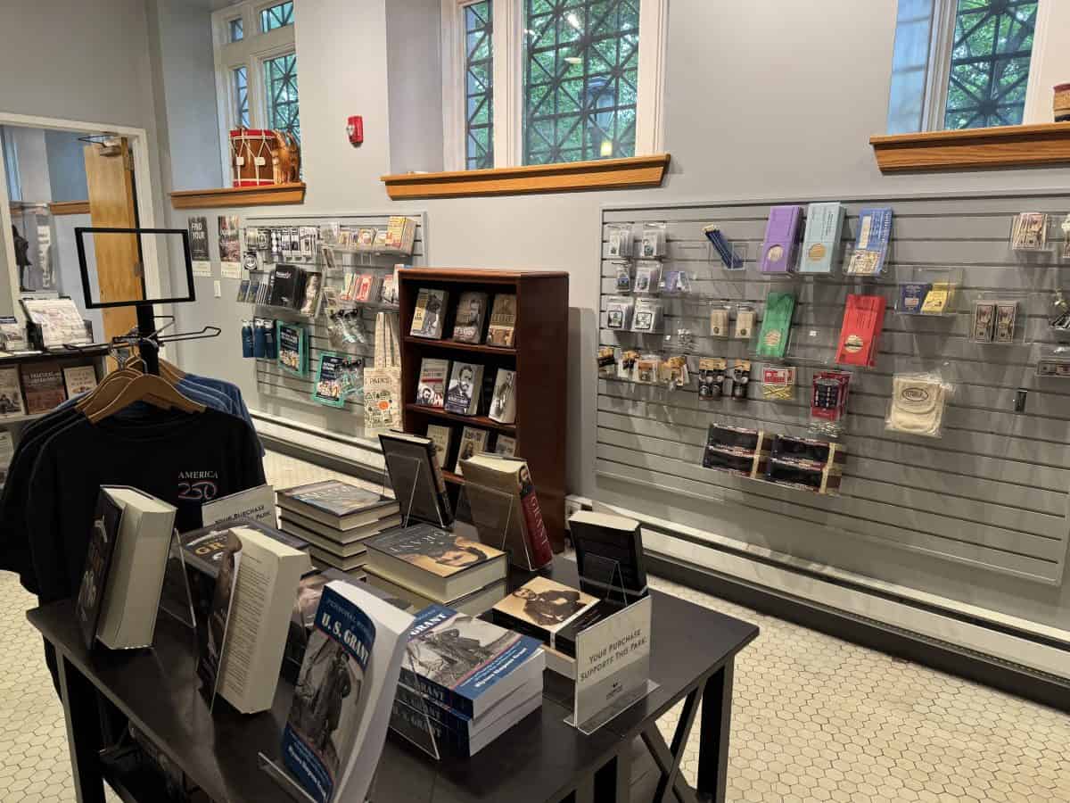 gift kiosk inside Visitor Center at General Grant National Memorial in New York City