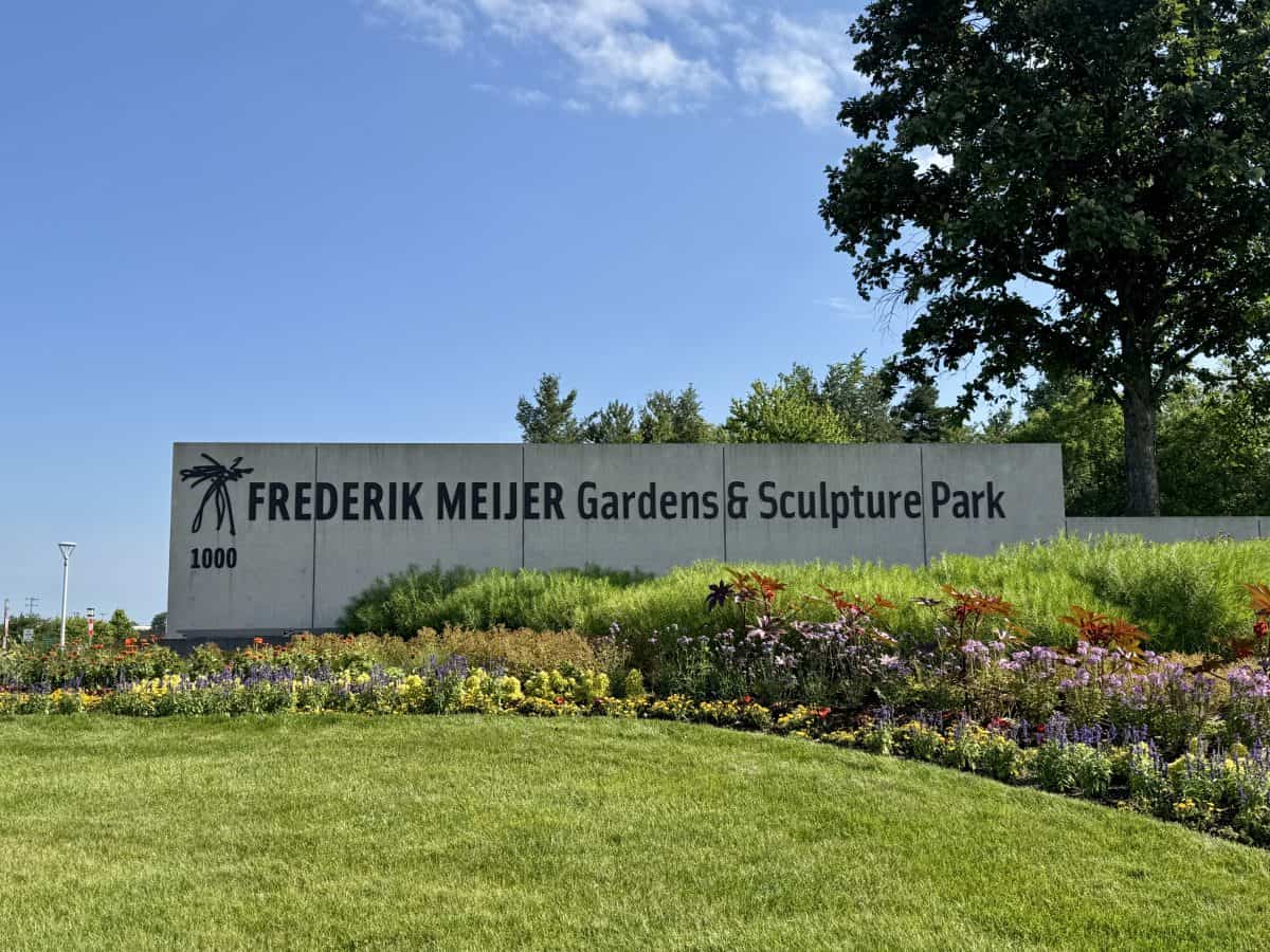 sign outide the at Meijer Gardens and Sculpture Park in Grand Rapids, MI
